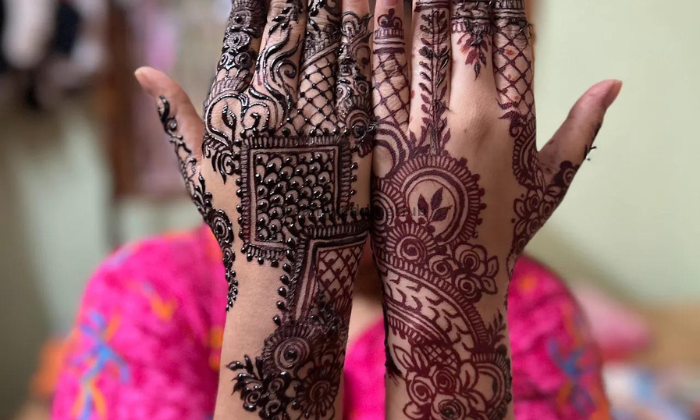 Sushma's mehendi